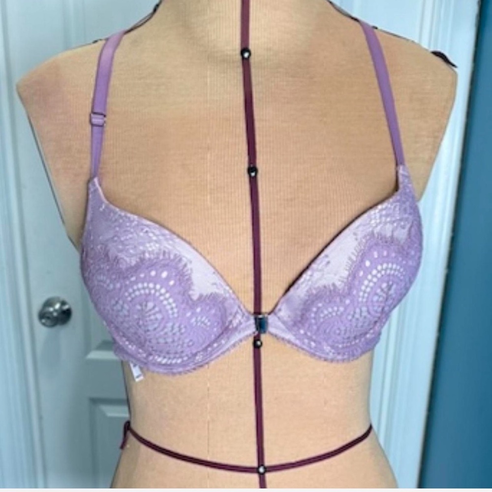 VIctoria’s secret purple butterfly style bra on the back clasp in front size 34B